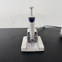 Invitrogen Neon NxT Electroporation System image 2